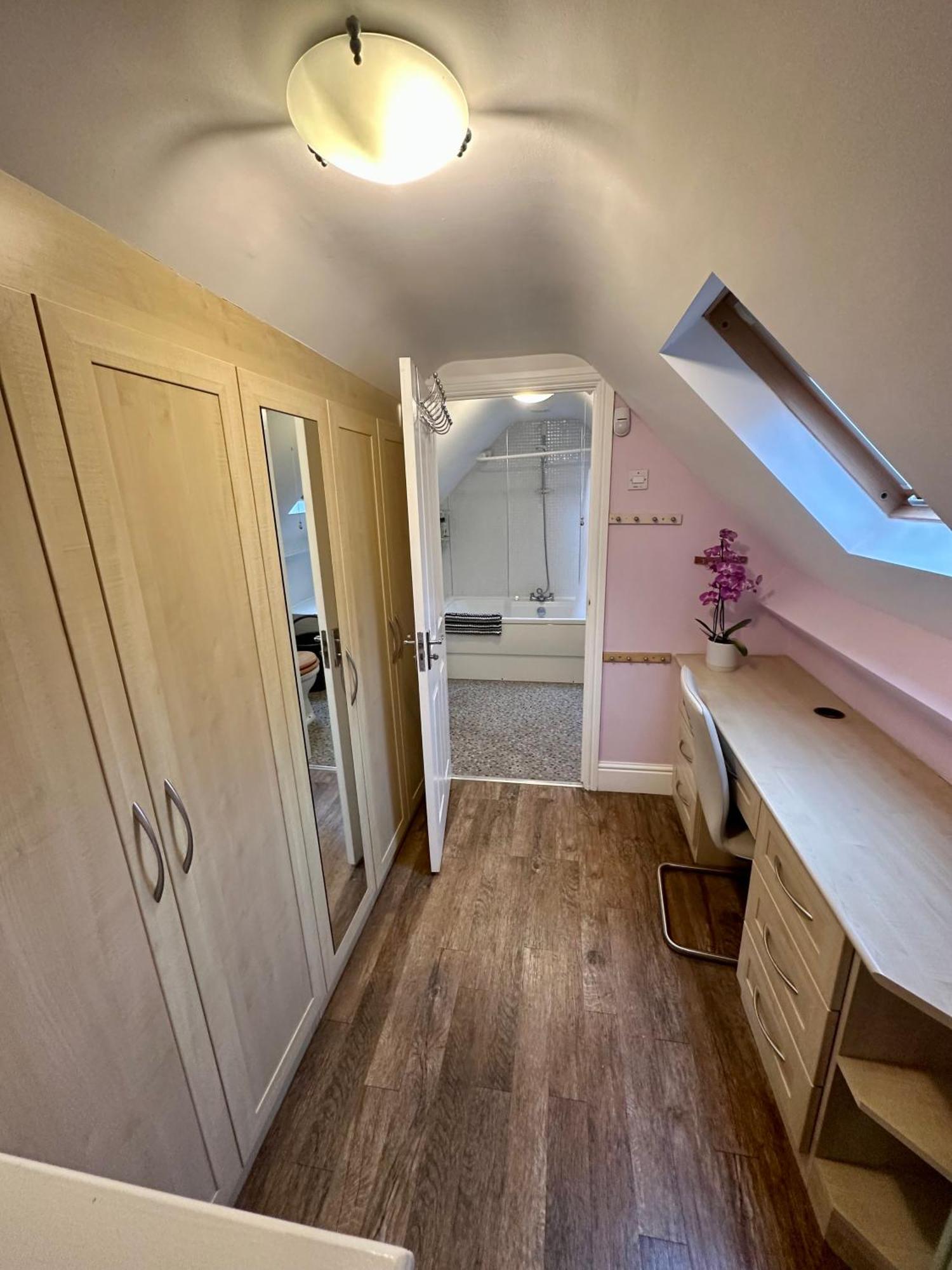 Station Approach B&B Boutique Stays Солихъл Екстериор снимка