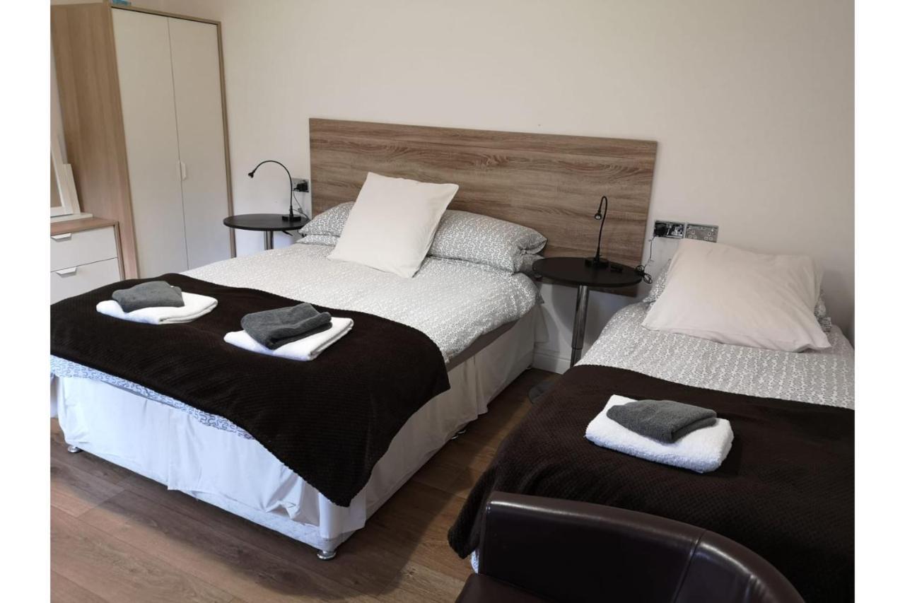 Station Approach B&B Boutique Stays Солихъл Екстериор снимка